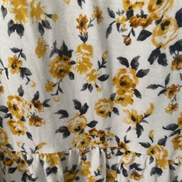 American Eagle Outfitters Spaghetti Strap Yellow and Pink Camisole - Picture 4 of 6